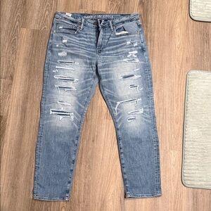 American Eagle Outfitters Light Wash Distressed Slim Straight Jeans